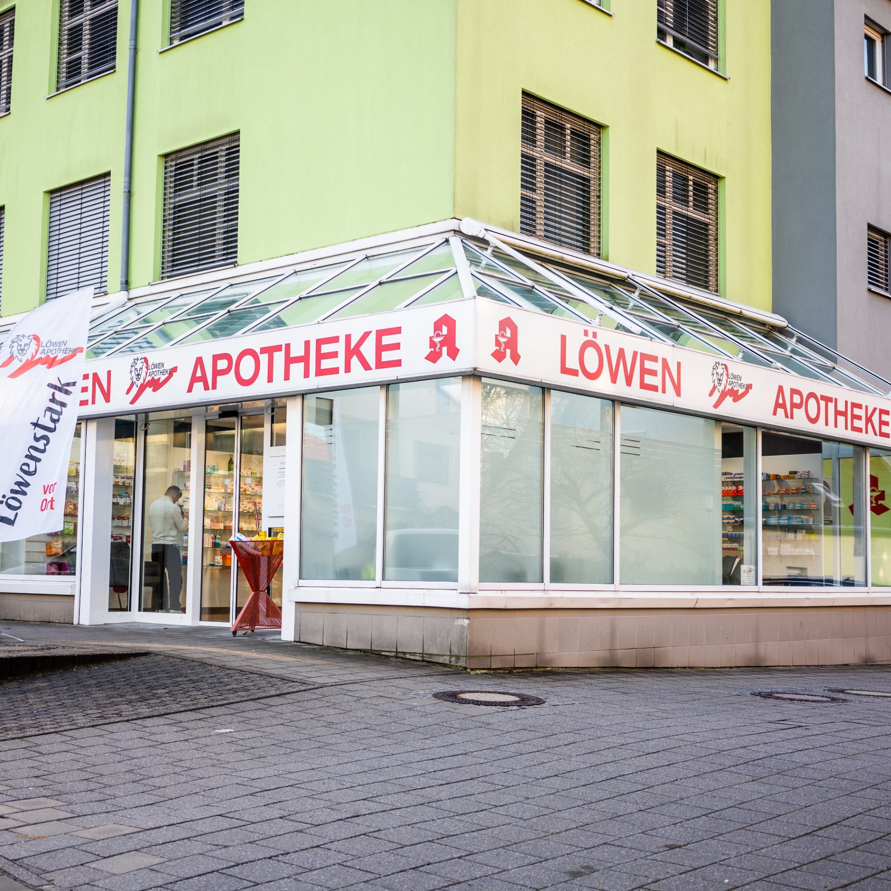 Eindruck aus der Löwen Apotheke (drehtag_2_39)